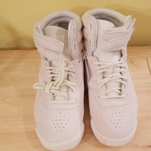 Reebok Freestyle Hi Ripple Women's Shoes Chalk